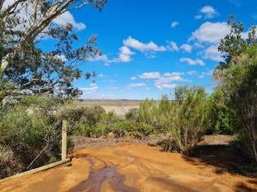 *** VIP glamping in the centre of the Riverland ***